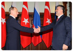 Vladimir Putin meeting Turkish President Abdullah Gul