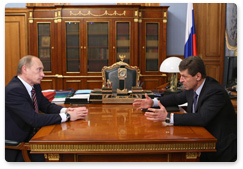 Председатель Правительства Российской Федерации В.В.Путин провел рабочую встречу с заместителем Председателя Правительства Д.Н.Козаком