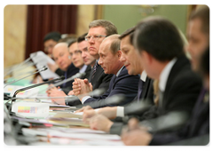 Председатель Правительства Российской Федерации В.В.Путин провел заседание организационного комитета по проведению в Российской Федерации Года молодежи