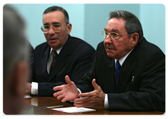 Председатель Госсовета и Совета Министров Республики Куба Рауль Кастро на встрече с В.В.Путиным