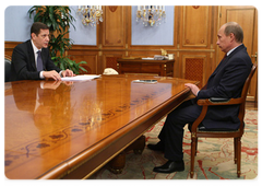 Prime Minister Vladimir Putin meeting with Deputy Prime Minister Alexander Zhukov
