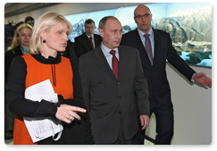 Председатель Правительства Российской Федерации В.В.Путин посетил медиа-центр Олимпийских зимних игр-2014, расположенный на Зубовском бульваре в Москве