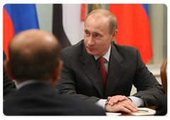 Председатель Правительства Российской Федерации В.В.Путин встретился с Президентом Йемена Али Абдаллой Салехом