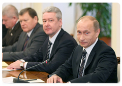 Prime Minister Vladimir Putin at the meeting with the leaders of the United Russia Party