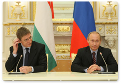По итогам российско-венгерских межправительственных консультаций В.В.Путин и Ф.Дюрчань сделали совместное заявление для прессы