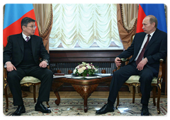 Prime Minister Vladimir Putin held talks with Mongolian Prime Minister Sanjaagiin Bayar