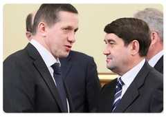 Natural Resources Minister Yury Trutnev, Transport Minister Igor Levitin at the Government meeting