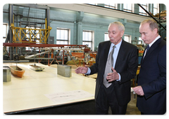 Prime Minister Vladimir Putin on a visit to the Academician Krylov Central Research Institute that specializes in shipbuilding