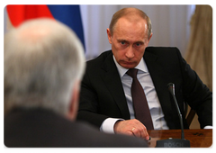 В.В.Путин встретился с руководителями партии «Единая Россия»