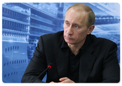 В.В.Путин провел совещание о программе развития транспортной инфраструктуры в 2009 году и антикризисных мерах в транспортном комплексе