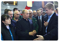Vladimir Putin visiting the Tver Wagon Works