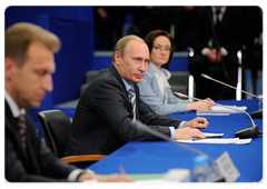 Igor Shuvalov, Vladimir Putin and Elvira Nabiullina during the All-Russia Forum on Small and Medium-sized Enterprises