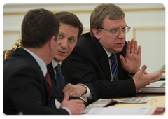 Deputy Prime Minister Alexander Zhukov and Finance Minister Alexei Kudrin at the meeting of the Government Presidium