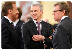 First Deputy Prime Minister Igor Shuvalov, Minister of Education and Science Andrei Fursenko and Minister of Finance Alexei Kudrin before a Government meeting