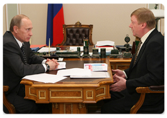 Vladimir Putin meeting with Anatoly Chubais, Russian Nanotechnology Corporation CEO