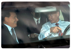 В.В.Путин провел в Сочи переговоры с Председателем Совета Министров Италии С.Берлускони, который посетил Россию с рабочим визитом