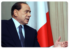 Председатель Совета Министров Италии С.Берлускони, посетивший Россию с рабочим визитом
