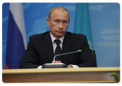 Prime Minister Vladimir Putin and his Kazakh counterpart Karim Masimov made statements for the press on bilateral talks