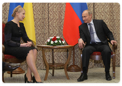 Prime Minister Vladimir Putin met with his Ukrainian counterpart Yulia Tymoshenko in Astana