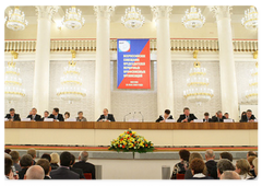 Prime Minister Vladimir Putin taking part in the National Conference of the Chairmen of Primary Trade Union Organisations – FNPR Members
