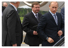 Prime Minister Vladimir Putin arrives in Minsk on an official visit