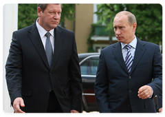 Prime Minister Vladimir Putin holding talks with his Belarusian counterpart Sergei Sidorsky