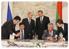 The following joint documents were signed to summarise the meeting of the Council of Ministers of the Union State in the presence of Russian Prime Minister Vladimir Putin and Belarusian Prime Minister Sergei Sidorsky