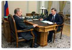 Председатель Правительства Российской Федерации В.В.Путин провел рабочую встречу с Первым вице-премьером РФ С.Б.Ивановым
