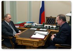 Председатель Правительства Российской Федерации В.В.Путин провел рабочую встречу с Председателем Счетной палаты С.В.Степашиным