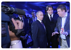 В.В.Путин посетил спортивно-концертный комплекс «Олимпийский», где ознакомился с ходом подготовки к конкурсу Евровидение-2009