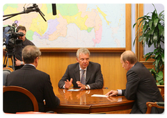 Prime Minister Vladimir Putin meeting with Industry and Trade Minister Viktor Khristenko, Sberbank President German Gref and Magna International Co-Chief Executive Officer Siegfried Wolf