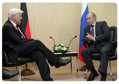 Председатель Правительства Российской Федерации В.В.Путин встретился с Вице-канцлером, Министром иностранных дел ФРГ Ф.-В.Штайнмайером