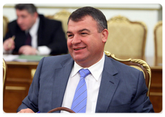 Minister of Defence Anatoly Serdyukov at a Government Presidium meeting