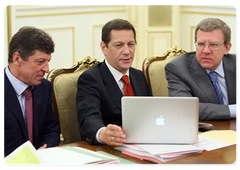 Deputy Prime Minister Dmitry Kozak, Deputy Prime Minister Alexander Zhukov and Deputy Prime Minister – Minister of Finance Alexei Kudrin at a Government Presidium meeting