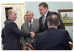 Председатель Правительства Российской Федерации В.В.Путин провел встречу с представителями всероссийских обществ инвалидов