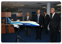 First Deputy Prime Minister Igor Shuvalov visited the Boeing Design Centre in Moscow