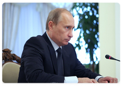 В.В.Путин провел заседание Правительственной комиссии по контролю за осуществлением иностранных инвестиций в РФ