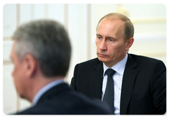 В.В.Путин провел заседание Правительственной комиссии по контролю за осуществлением иностранных инвестиций в РФ
