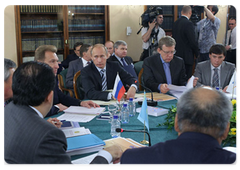 Prime Minister Vladimir Putin addressing a meeting of the Supreme Body of the Customs Union of Russia, Belarus and Kazakhstan held at the level of the heads of government