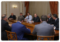Prime Minister Vladimir Putin meeting with the management team of Tom Tomsk Football Club and businesspeople interested in partnership with the club