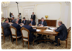 Prime Minister Vladimir Putin chairing a meeting on the guidelines of budgetary policy and the federal budgetary blueprint for 2010 and the 2011-2012 planning period