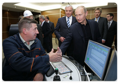 Председатель Правительства России В.В.Путин осмотрел строительную площадку стана горячего проката