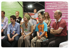 В.В.Путин побеседовал с учаcтниками всероссийского молодежного форума «Селигер-2009»