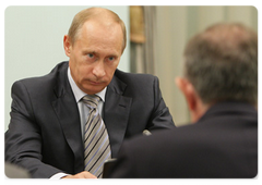 В.В.Путин провел встречу с председателем совета директоров, исполнительным директором концерна «Газ-де-Франс Суэз» Ж.Местрале