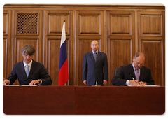 Several documents were signed after the conference in Khabarovsk in the presence of Prime Minister Vladimir Putin, including
