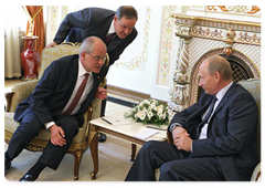 Председатель Правительства Российской Федерации В.В.Путин встретился с председателем правления  германского профсоюза «ИГ Металл» Бертольдом Хубером