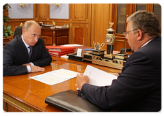 Prime Minister Vladimir Putin meeting with Head of the Federal Customs Service Andrei Belyaninov