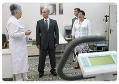В.В.Путин, находящийся в рабочей поездке по Ставропольскому краю, посетил санаторий «Долина нарзанов» г.Кисловодска