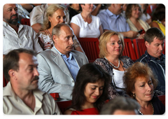 Prime Minister Vladimir Putin and his wife Lyudmila during a concert of iconic jazz singer Larisa Dolina in Sochi