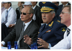 Prime Minister Vladimir Putin opens the 9th International Air Show MAKS-2009